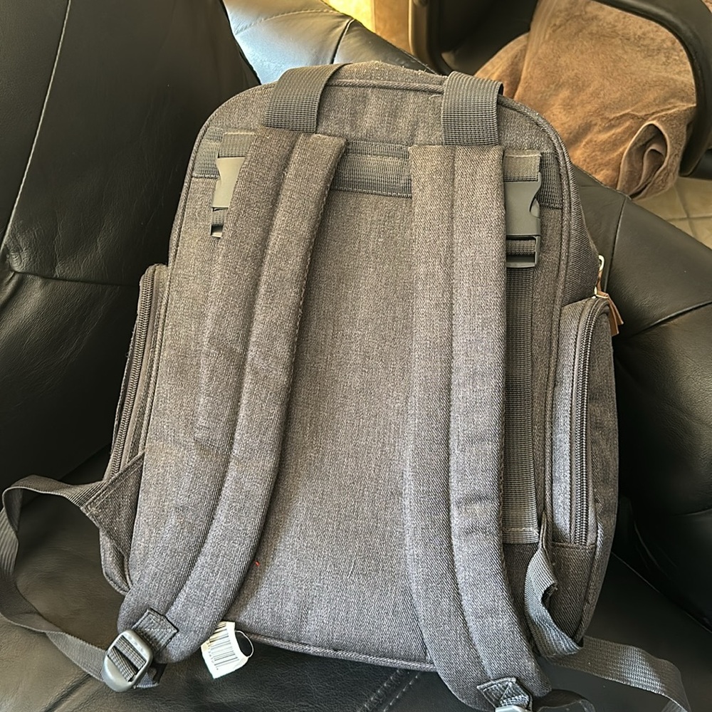 New diaper bag - Picture 4 of 11